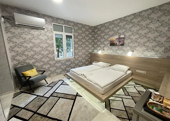 Проживание в семье De Luxe Burgas, Center