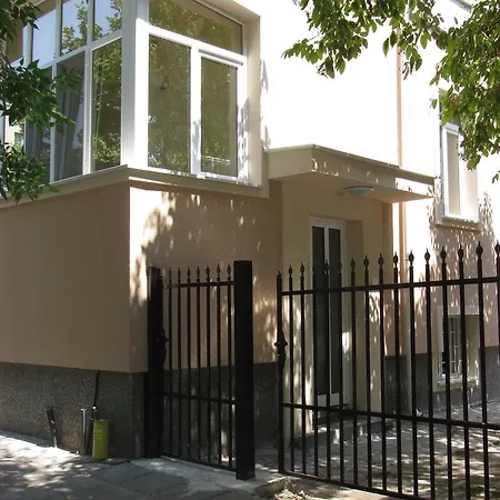 Rum i privatbostad De Luxe Burgas, Center